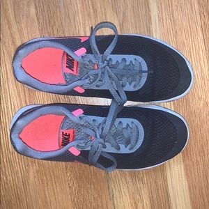 Nike Flex Experience RN 6